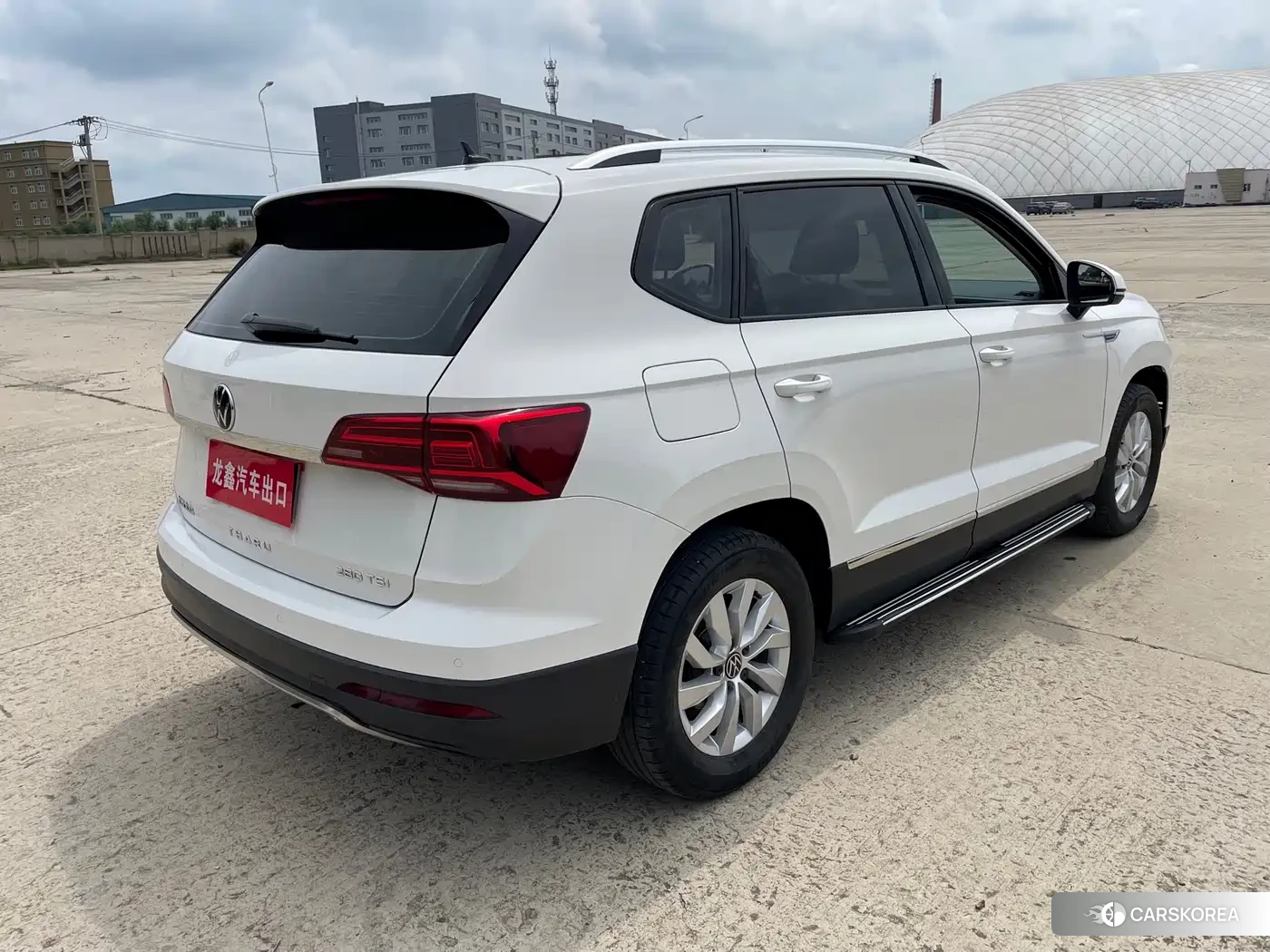 Volkswagen Tharu 2022 Белый из Китая, фото 3