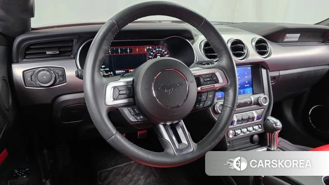 Ford Mustang 2023 Красный из Кореи, фото 3
