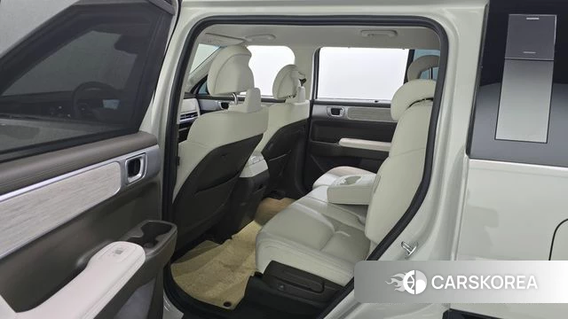 Hyundai Santa Fe (MX5) 2024 Жемчужный цвет из Кореи, фото 3