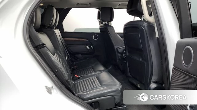 Land Rover Discovery 5 2018 Белый из Кореи, фото 3