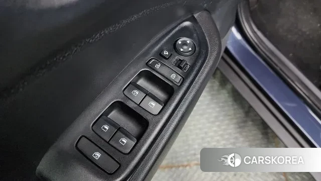 Hyundai Venue 2020 Серый из Кореи, фото 3