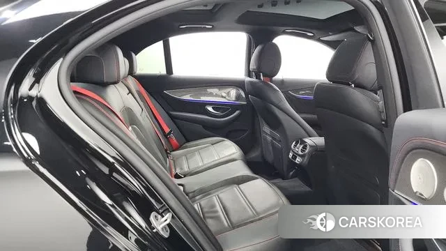 Mercedes-Benz E-Class W213 2022 Черный из Кореи, фото 3