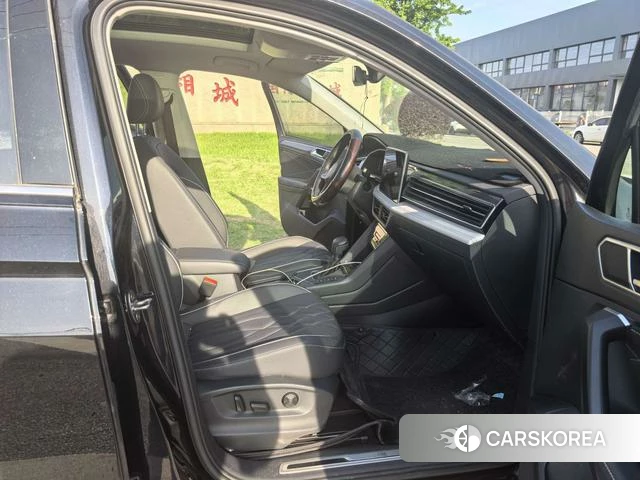Volkswagen Tiguan L 2022 Черный из Китая, фото 3