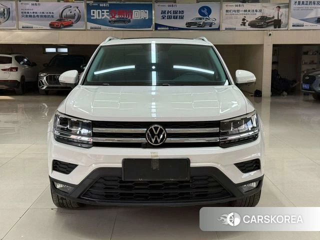 Volkswagen Tuyue 2022 Белый из Китая, фото 3