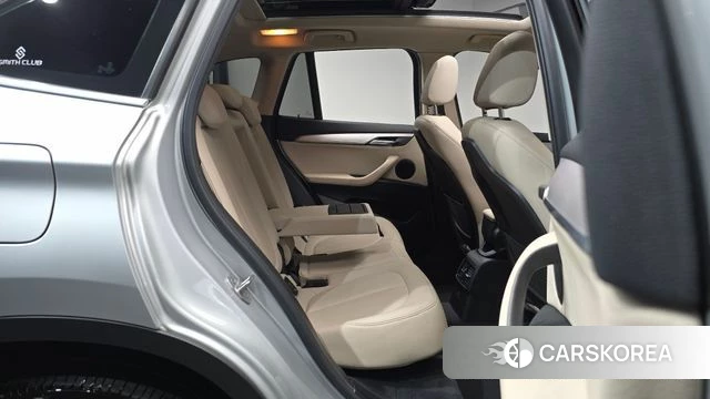 BMW X1 (F48) 2020 Серебряный из Кореи, фото 3