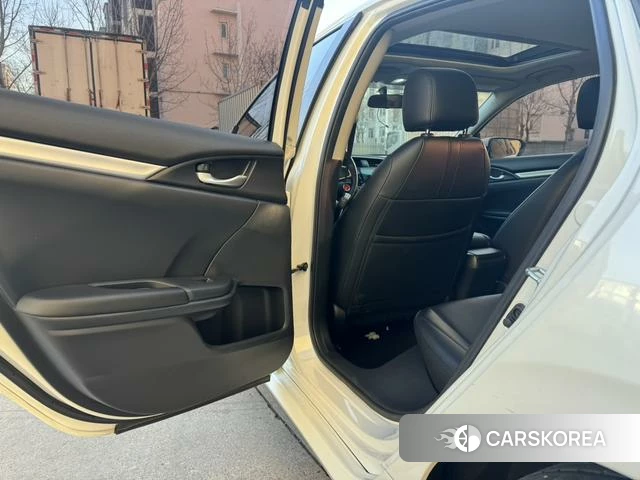 Honda Civic 2021 Белый из Китая, фото 3