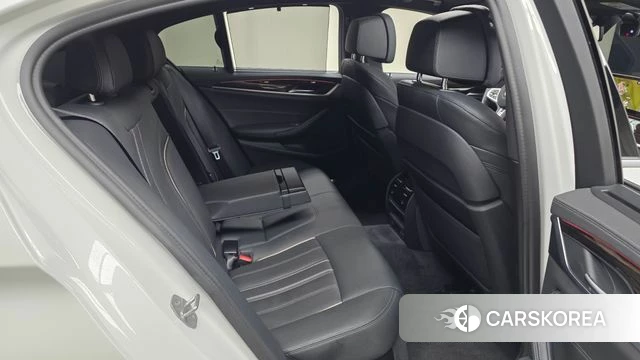 BMW 5 Series (G30) 2022 Белый из Кореи, фото 3