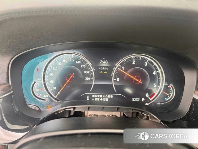 BMW 5 Series (G30) 2018 Белый из Кореи, фото 3