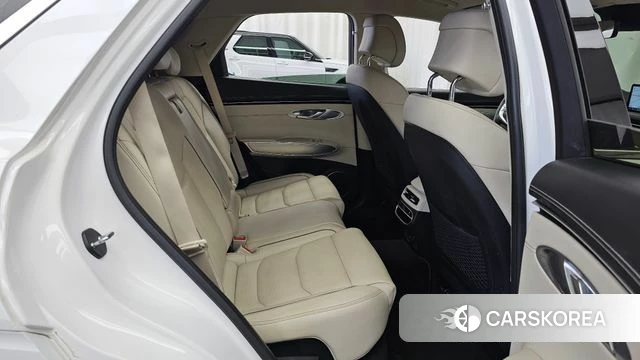 Genesis GV70 2022 Белый из Кореи, фото 3