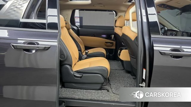 Kia Carnival 4th generation 2023 Серый из Кореи, фото 3