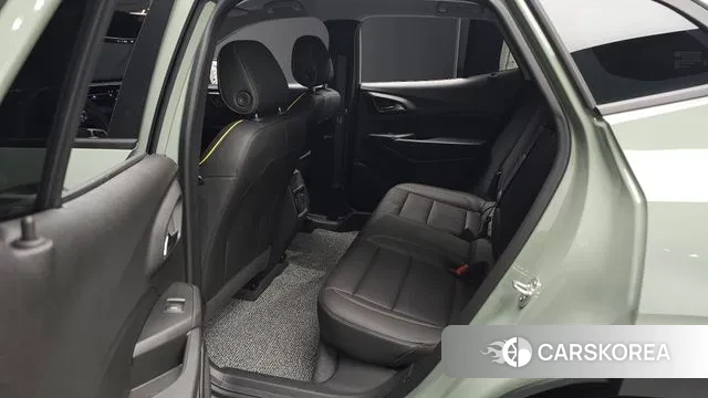 Chevrolet (GM Daewoo) Trax Crossover 2024 Зеленый из Кореи, фото 3