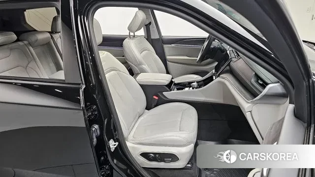 Jeep Grand Cherokee (WL) 2021 Черный из Кореи, фото 3