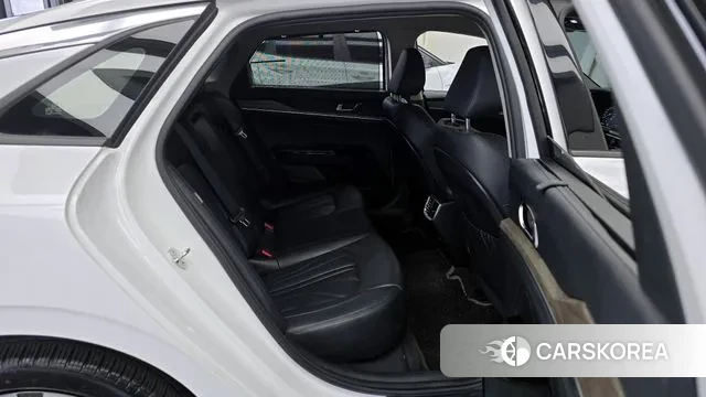 Kia K5 3rd generation 2023 Белый из Кореи, фото 3