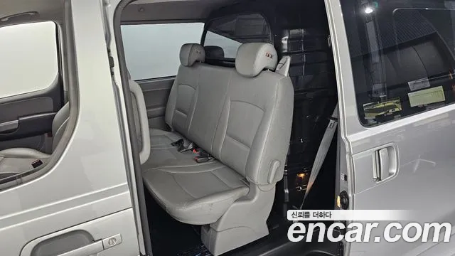 Hyundai The New Grand Starex 2020 Серебристо-серый из Кореи, фото 3