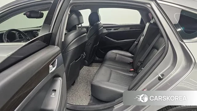 Genesis G80 2019 Серебристо-серый из Кореи, фото 3