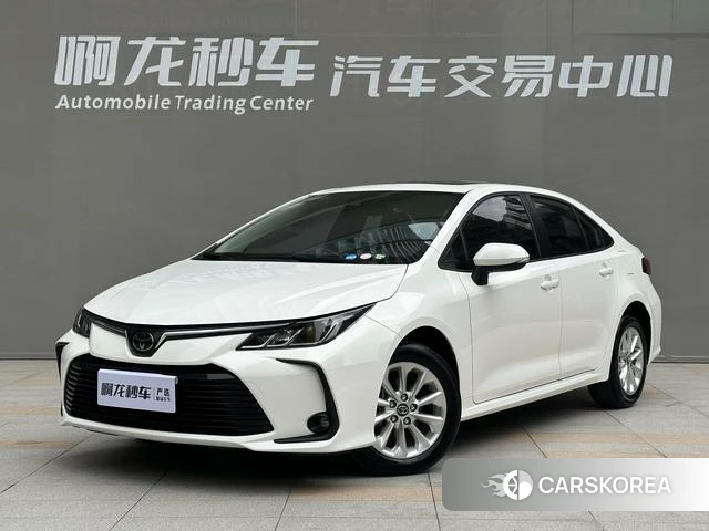 Toyota Corolla 2021 Белый из Китая, фото 3