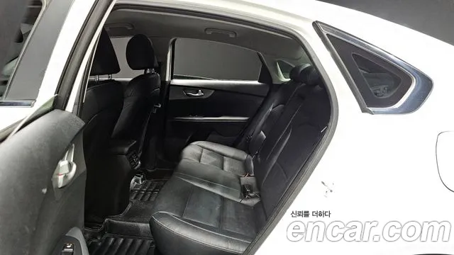 Kia Come New K3 id 2679555 из Кореи 3