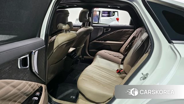 Kia K8 Hybrid 2023 Белый из Кореи, фото 3