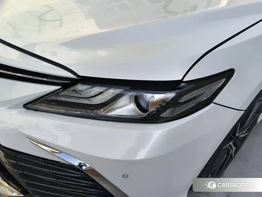 Toyota Camry 2024 Белый из Китая, фото 3