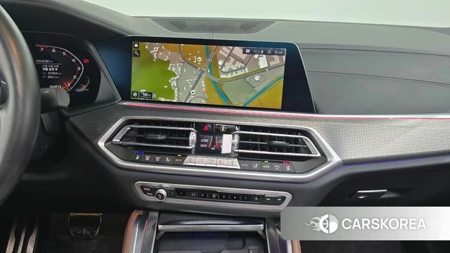 BMW X6 (G06) 2022 Белый из Кореи, фото 3