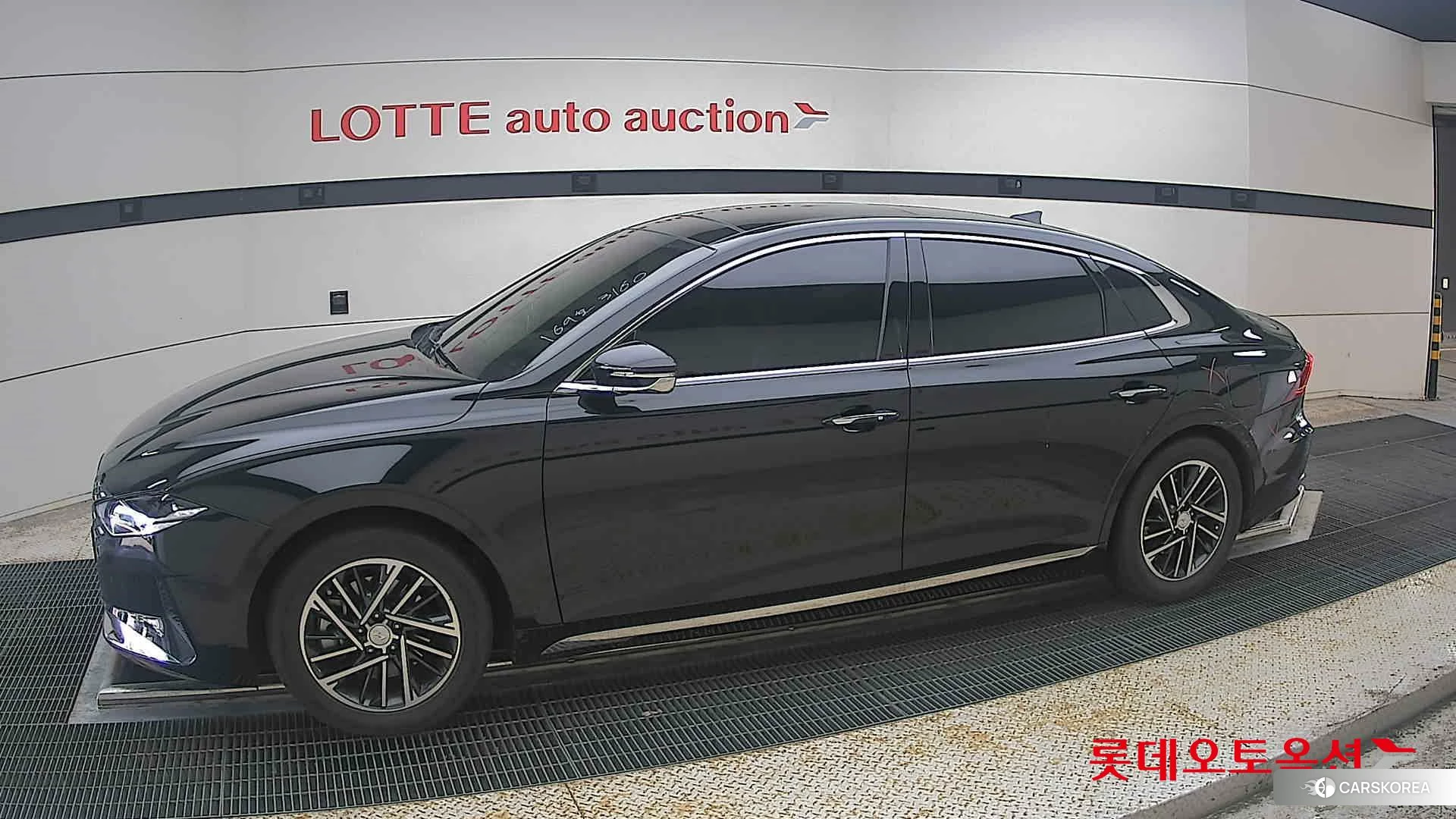 Hyundai Grandeur 2023 Черный из Кореи, фото 3