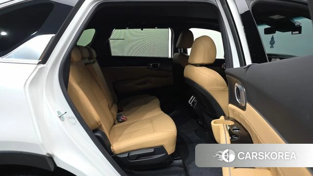 Kia Sorento 4th Generation 2023 Белый из Кореи, фото 3