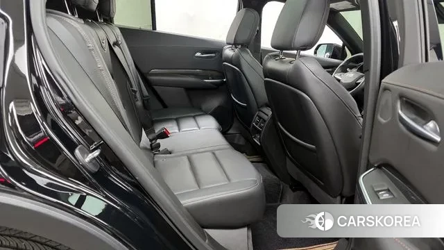 Cadillac XT4 2023 Черный из Кореи, фото 3