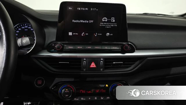 Kia The New K3 2nd generation 2023 Черный из Кореи, фото 3