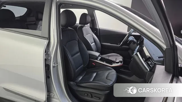 Kia Niro EV 2021 Серебряный из Кореи, фото 3