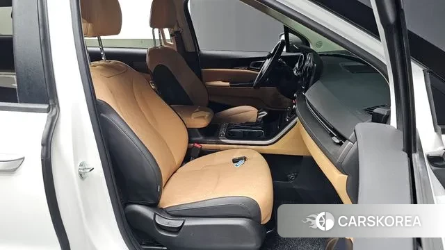 Kia Carnival 4th generation 2023 Белый из Кореи, фото 3