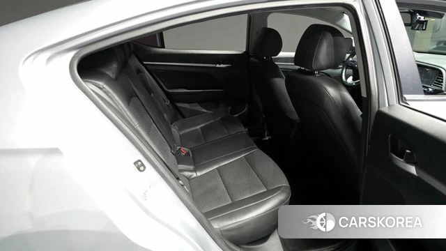 Hyundai The New Avante AD 2019 Серебристо-серый из Кореи, фото 3