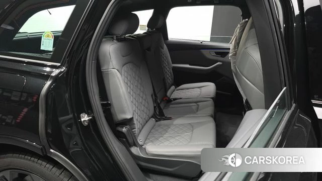 Audi Q7 (4M) 2026 Черный из Кореи, фото 3