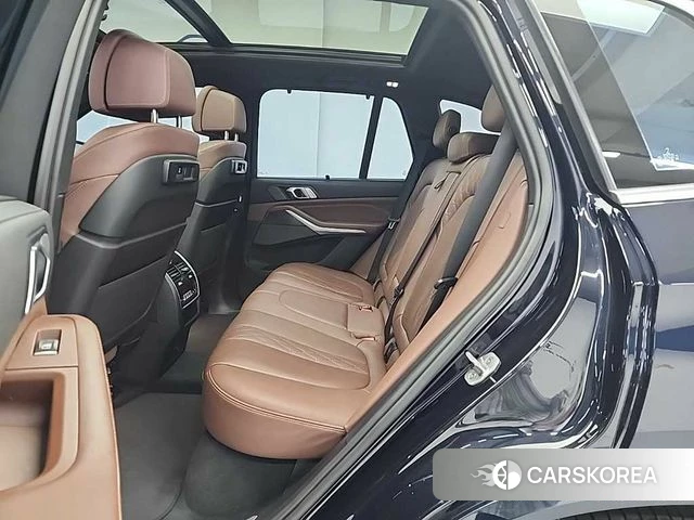 BMW X5 (G05) 2023 Черный из Кореи, фото 3