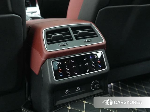 Audi A7L 2024 Черный из Китая, фото 3