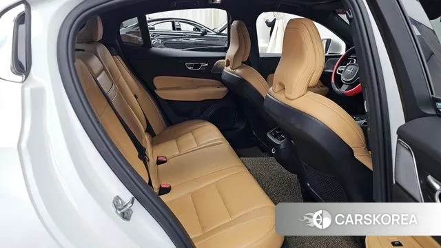 Volvo S60 3rd generation 2020 Белый из Кореи, фото 3