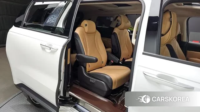 Kia Carnival 4th generation 2021 Белый из Кореи, фото 3