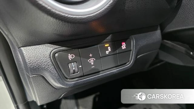 Kia The New K3 2nd generation 2022 Белый из Кореи, фото 3