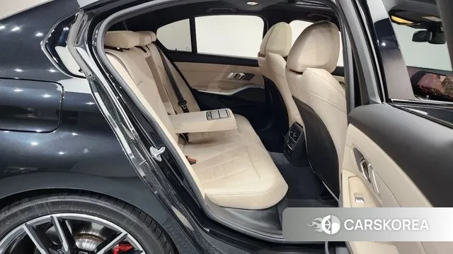 BMW 3 Series (G20) 2025 Черный из Кореи, фото 3