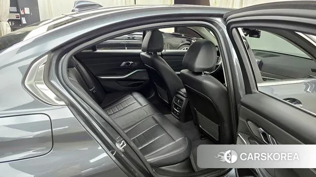 BMW 3 Series (G20) 2019 Серый из Кореи, фото 3