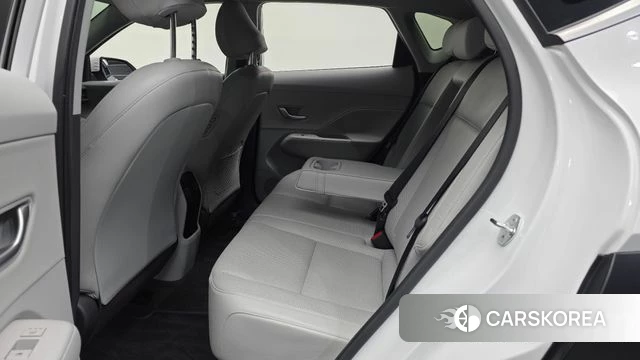 Hyundai Kona Hybrid (SX2) 2023 Белый из Кореи, фото 3
