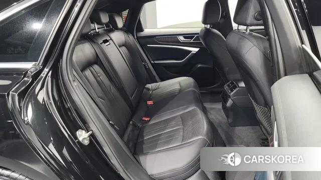 Audi A6 (C8) 2019 Черный из Кореи, фото 3