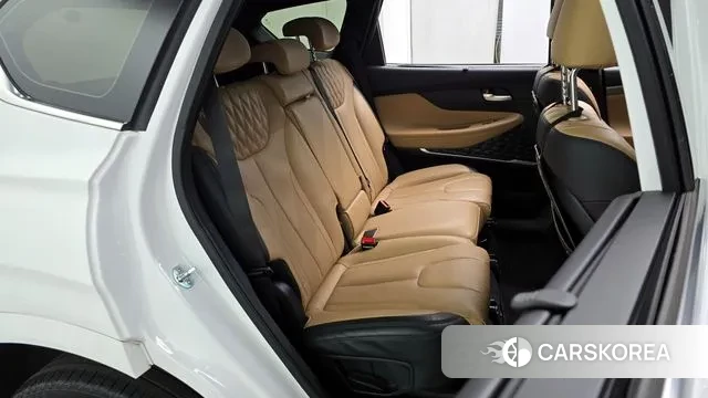 Hyundai The New Santa Fe 2021 Белый из Кореи, фото 3