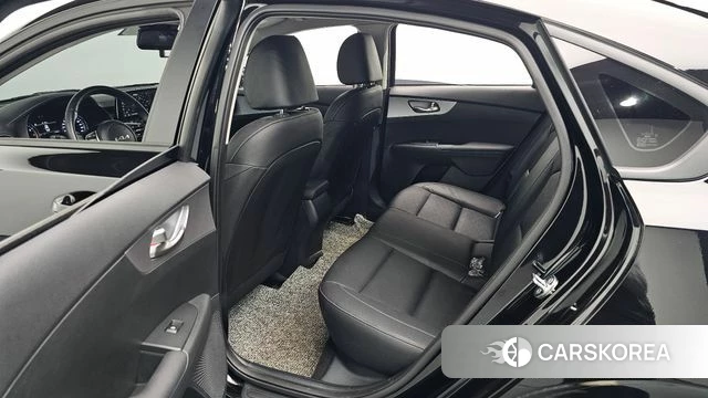 Kia The New K3 2nd generation 2021 Черный из Кореи, фото 3