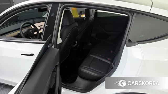 Tesla Model Y 2024 Белый из Кореи, фото 3