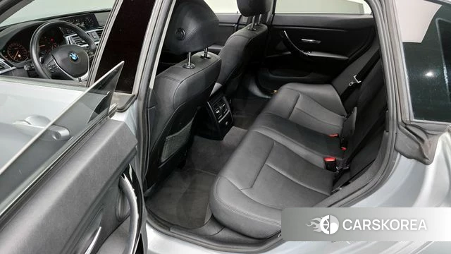 BMW 4 Series (F32) 2019 Серебряный из Кореи, фото 3