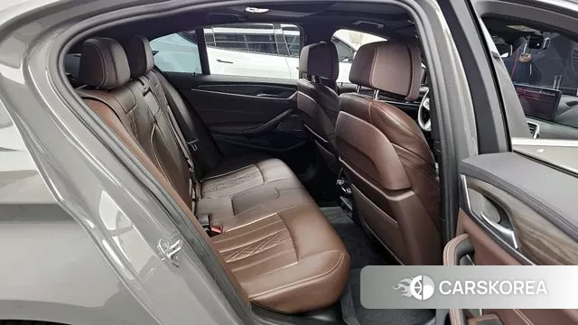 BMW 5 Series (G30) 2020 Серый из Кореи, фото 3