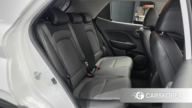 Hyundai Venue 2021 Белый из Кореи, фото 3