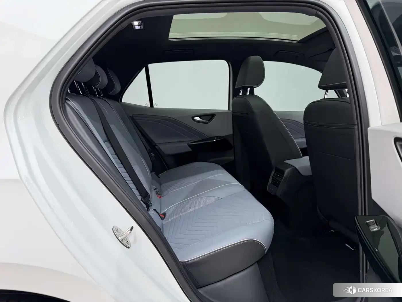 Volkswagen ID.3 2025 Белый из Китая, фото 4