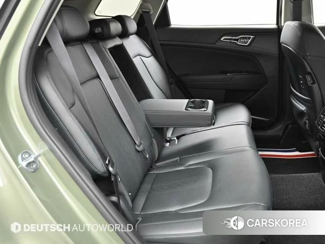 Kia Sportage 5th Generation 2022 Темно-зеленый из Кореи, фото 3