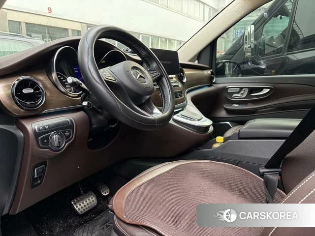 Mercedes-Benz V-class 2023 Черный из Китая, фото 3